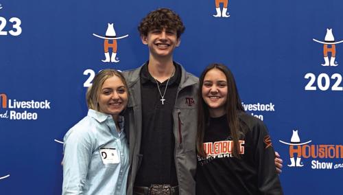 Abegayle Drabek, Aidan Miksch, and Mikayla Stang
