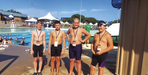 9-10 Boys Relay Team.