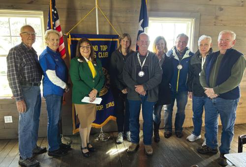Round Top Lions Host District Governor