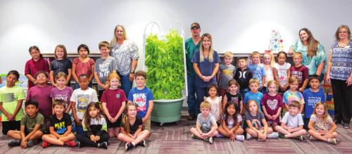 Donation Helps Flatonia Kids Learn Aeroponics