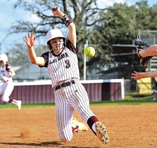 Flatonia’s Brynlee Zimmerman tries to beat the ball to the bag in action at their home tournament last week. Photo by Stephanie Steinhauser
