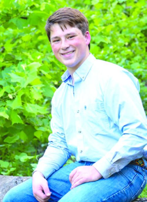 Smith-McMillan DAR Chapter Awards Local Scholarships