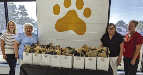 Auxiliary  Provides  Welcome  Back Gifts