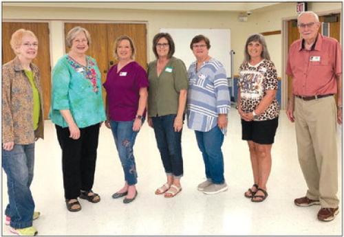 Retired Teachers Install New Officers
