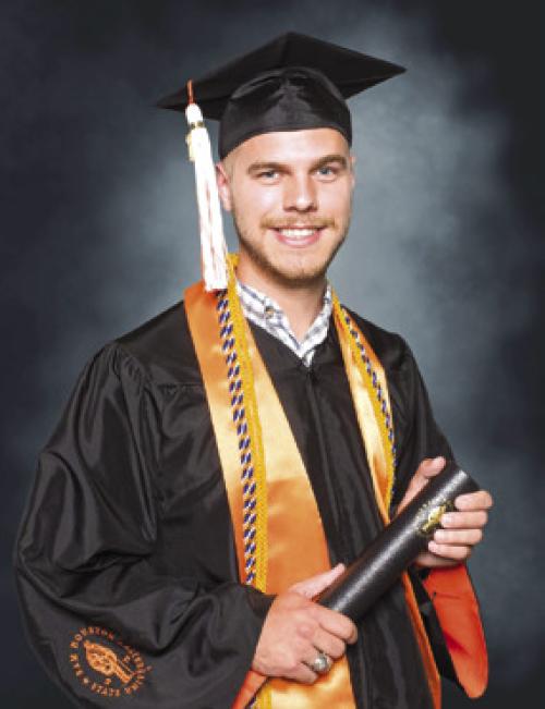 Dustin Canik Graduates From Sam Houston