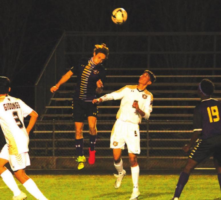 Giddings Beats Leopards in Friday Soccer Shootout