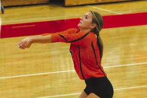 Schulenburg’s Miranda Bonner passes a ball in Friday’s match at Columbus. Photo by Audrey Kristynik