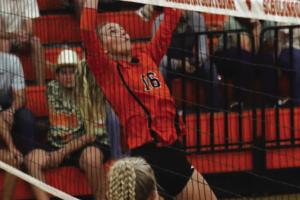 Schulenburg’s Jenna Guentert sets a ball in Tuesday’s victory over Smithville. Photo by Audrey Kristynik
