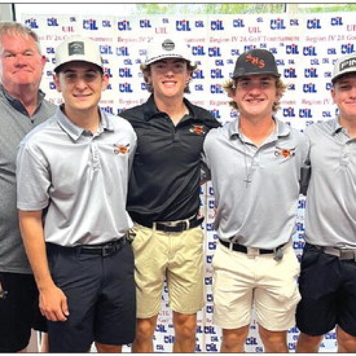 Schulenburg Golfers Qualify for State