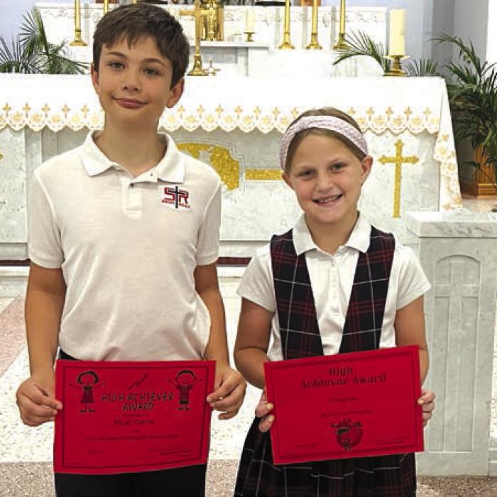 3rd Grade Accelerated Readers: Micah Garcia and Freckle Math - Emileigh Divin.