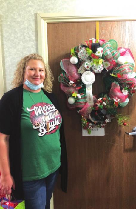 Third Place Wreath: Evelyn Burgess (not pictured).