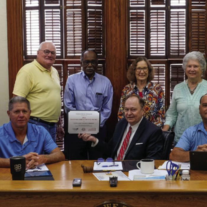 County Historical Commission Gets Award 