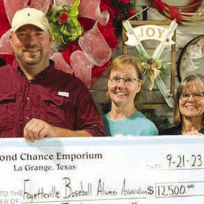 Second Chance Donates to Baseball Alumni Association