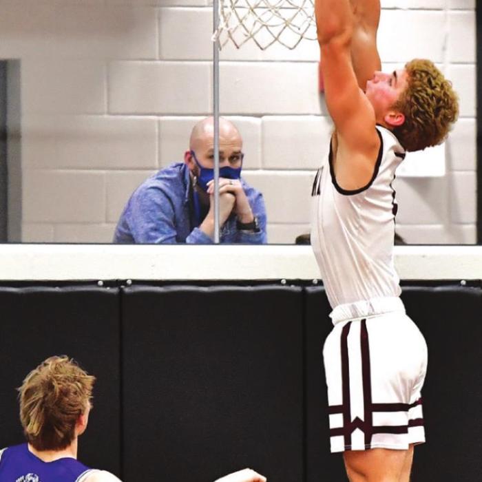 Flatonia’s Holden Kloesel makes a steal and goes all the way to the basket for two points Monday against Thrall. Photo by Stephanie Steinhauser