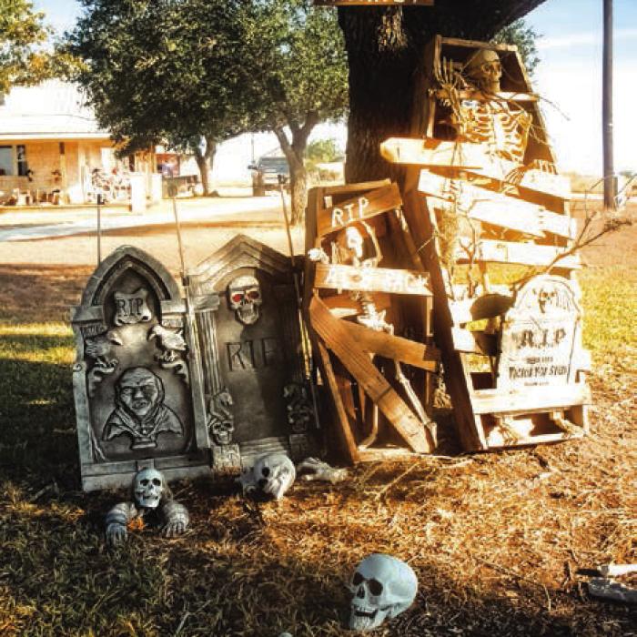 The graveyard in front of the Tofels’ house.