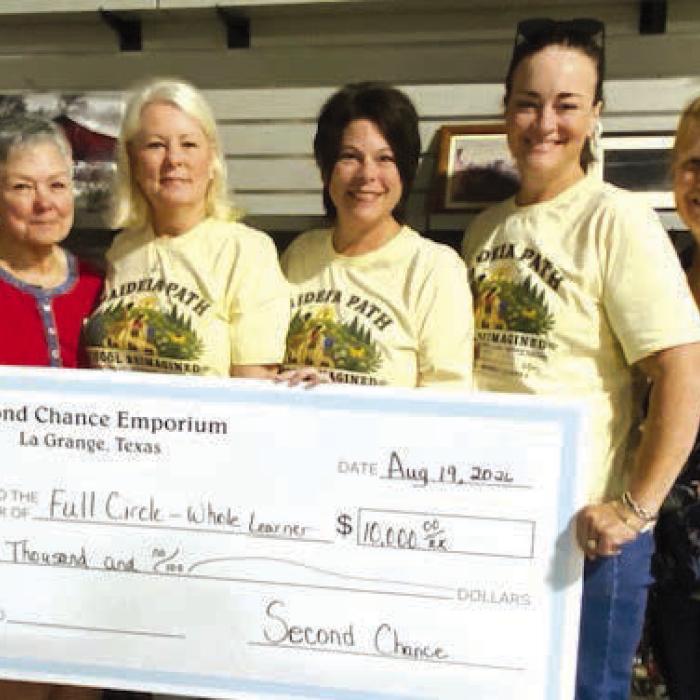 Second Chance Donates to Full Circle