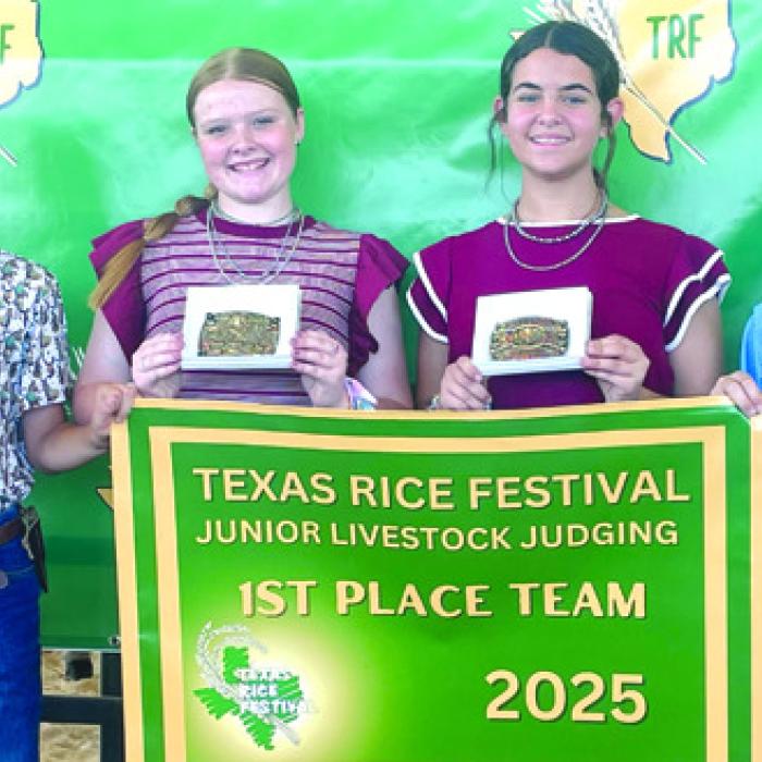 Champion Junior Team: Tate Fritsch, Kaisley Janecka, Adalyn Carrales, and Crockett Guenther.