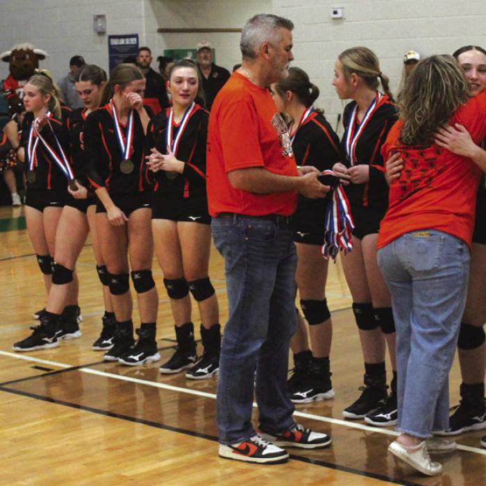 State Bronze for the Lady Horns