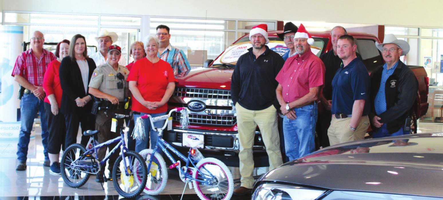 LG Ford-Lincoln Partners With Deputy Santa