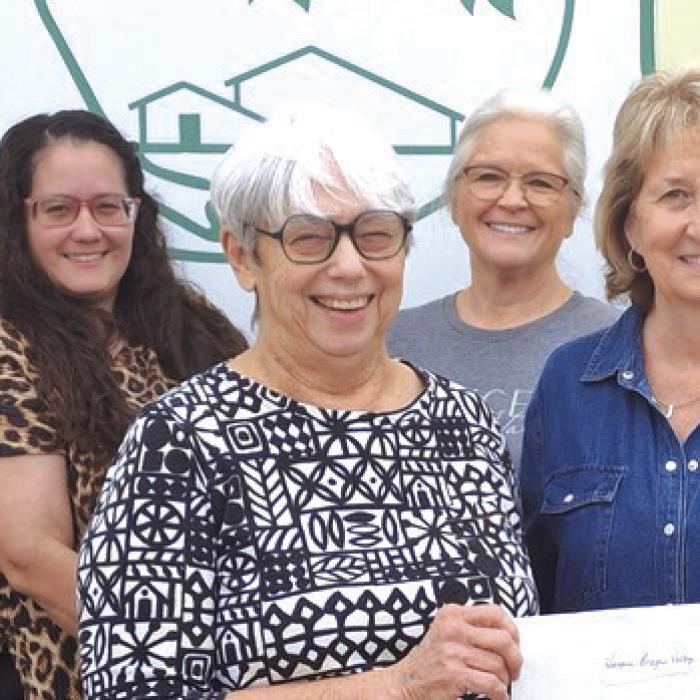 Plum Hermann Sons Donate To Hospice
