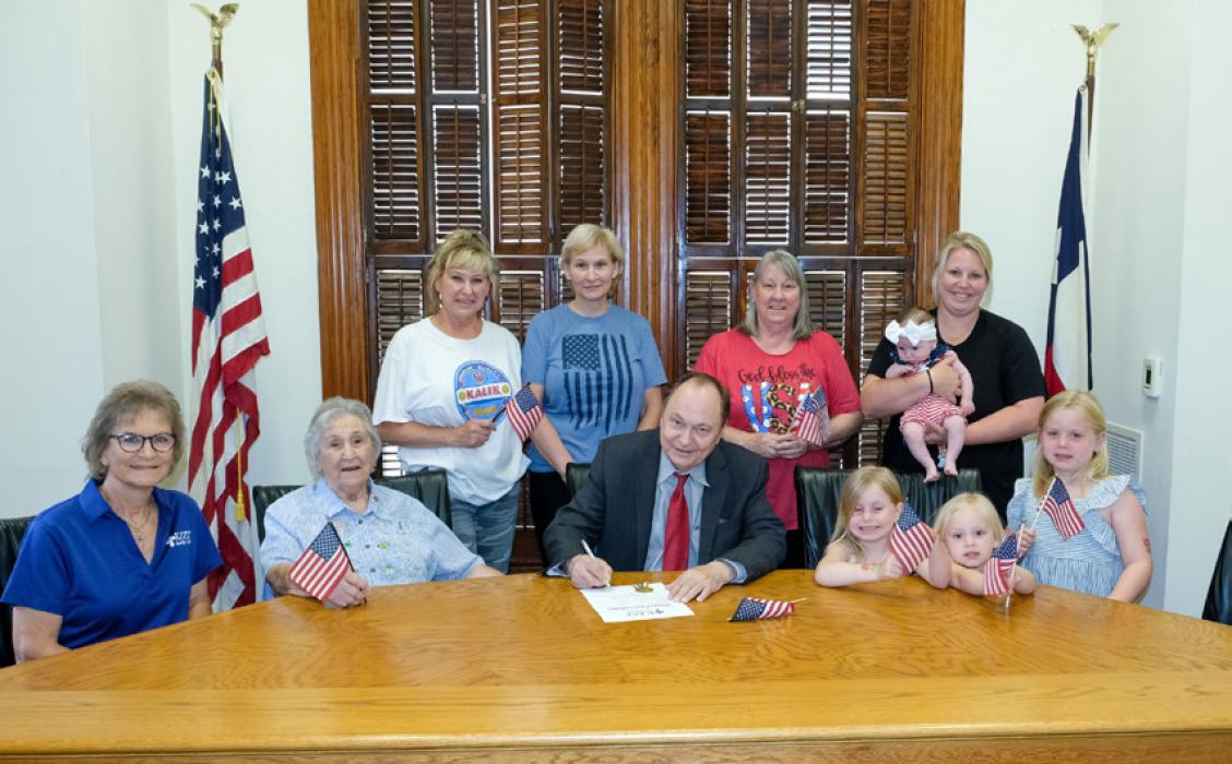 Judge Signs Flag Day Proclamation