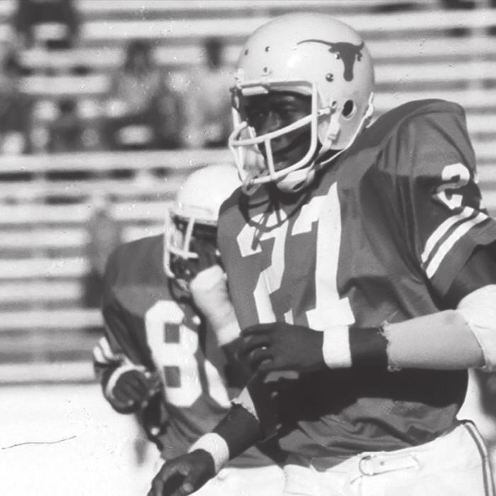 LG’s Johnson to Get College Football Legends Award