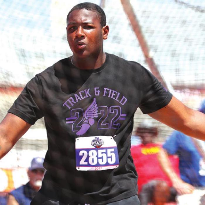La Grange’s Jaren Woods fouled on all three of his attempts in the 4A discus competition at the state meet. Photo by Scott Coleman