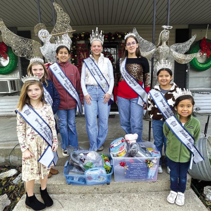 Royalty Court Gives Back During the Holidays