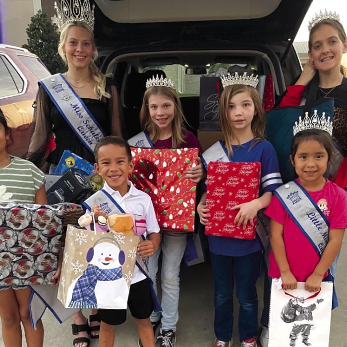 Pictured front from left: Young Miss Schulenburg Saphrin Manzano, Little Mister Schulenburg Asante Grant, Little Miss Schulenburg Rylah Manzano. Back row: Miss Schulenburg Heaven Hrachovy, Junior Miss Schulenburg 1st Runner-Up Rowan Niskern, Young Miss Schulenburg 1st Runner-Up Haddie Niskern and Miss Schulenburg 1st Runner-Up Agnes Tofel.