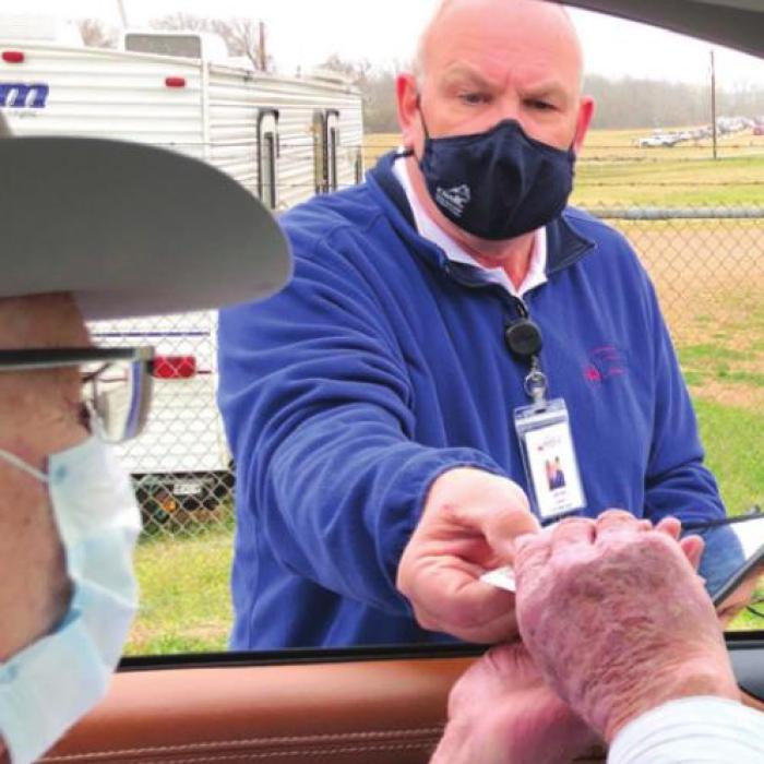 Regional Vaccine Hub Gets 600,000 Calls in First Few Hours
