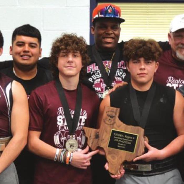 Flatonia Powerlifting Shines at Regional Meets