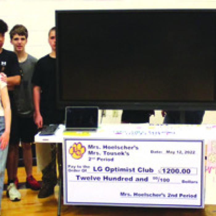 Mrs. Hoelscher’s and Mrs. Tousek’s homeroom held a bake sale to raise money to pay for Optimist Club sports registration fees for those in need.