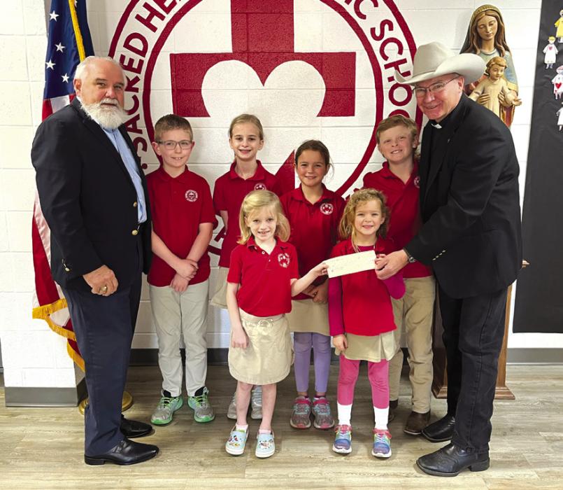 Fayetteville-Ellinger KCs Donate to Sacred Heart