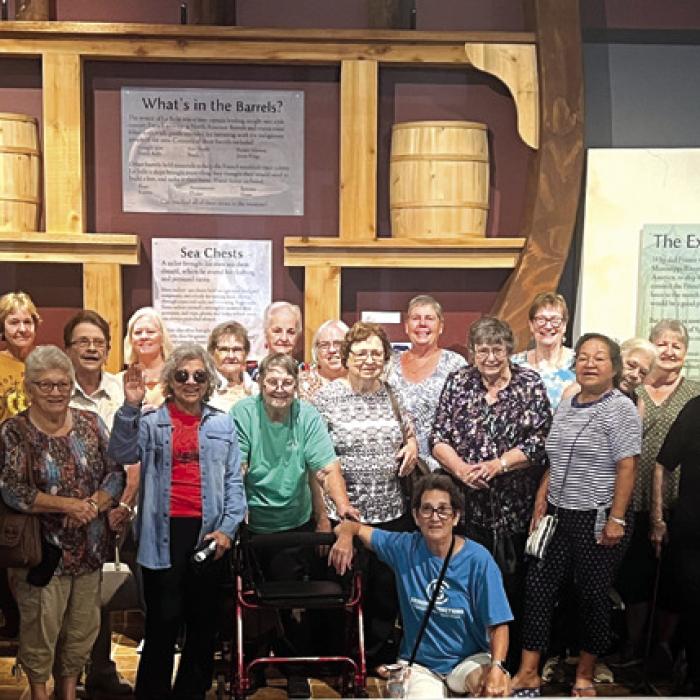 Seniors Travel to The Victoria Educational Gardens