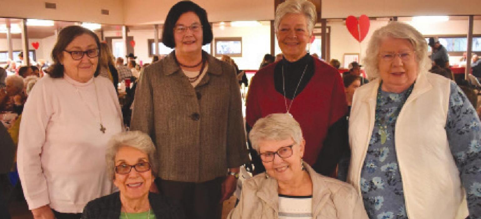 Front row from left: Ruby Renck and Delores Bayer; back row: Phyllis Reavis, Carobeth Fuchs Bockhorn, Donna Wessels, and Auxiliary President Lou Ann Williams.