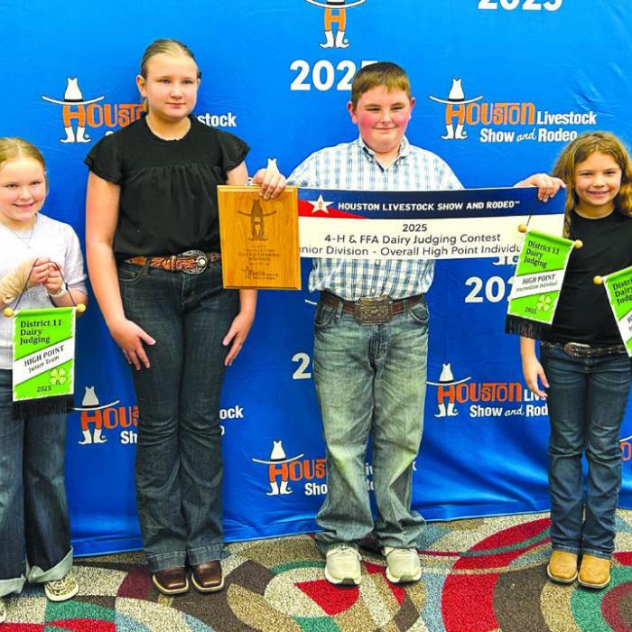 Pictured is Abigale McBride, Zoey Krenek, Abraham McBride, and Catelyn Bosl.
