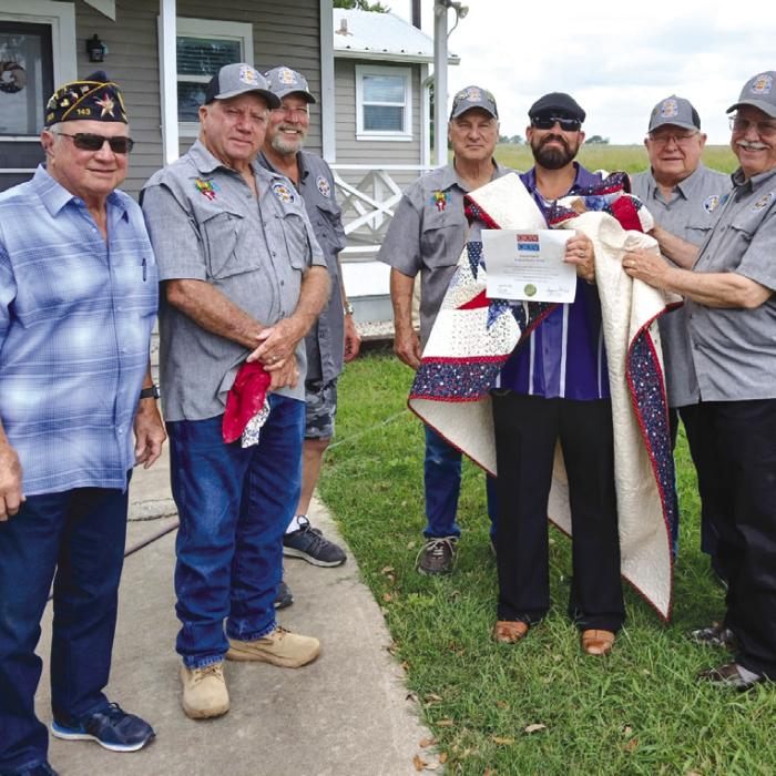 Quilt of Valor Presented to Local Veteran