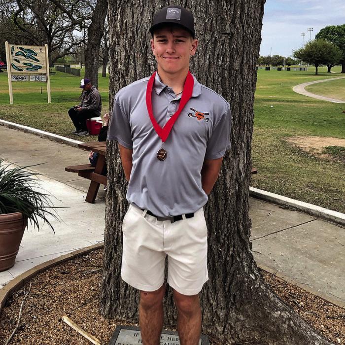 Janda Places Third at St. Paul Golf Tournament