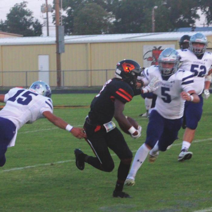 Schulenburg Starts Strong, Slaps Stockdale 40-0