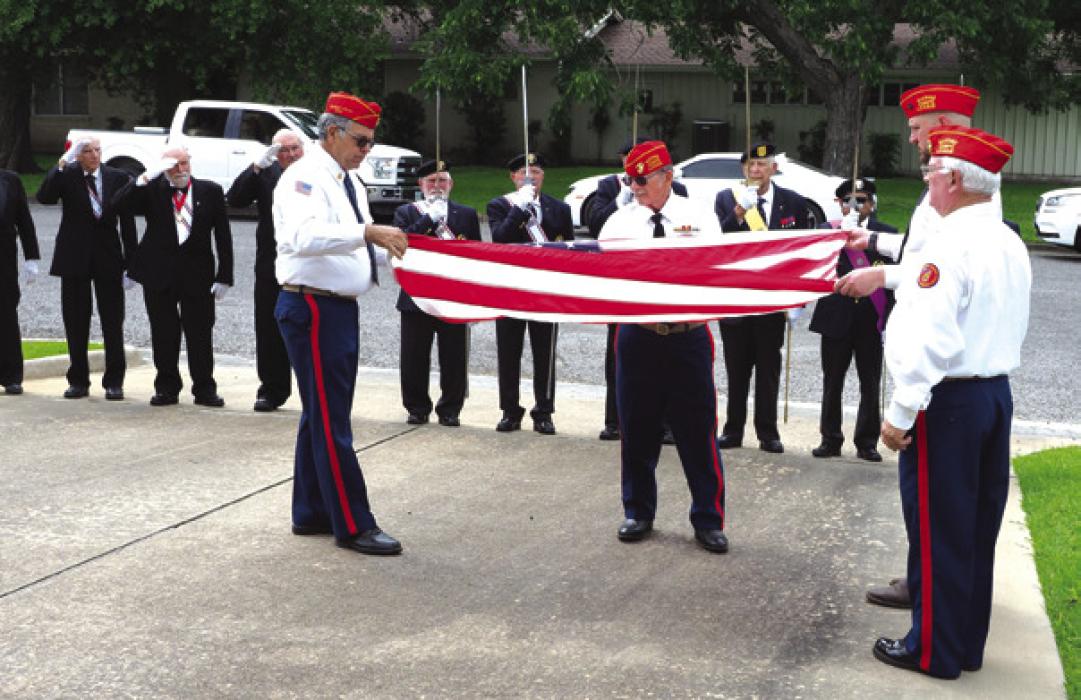 Memorial Day Honored  In LG With Ceremony
