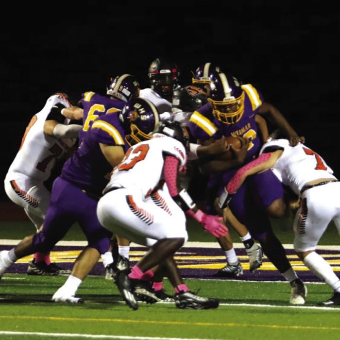 Weimar Edges Winless Schulenburg 12-7