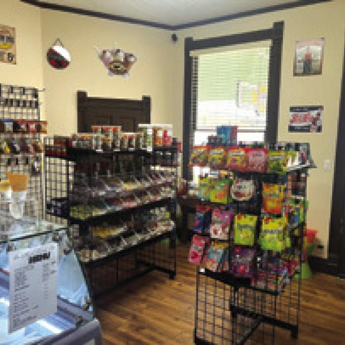 Candy Shop Sweetens Up Downtown La Grange