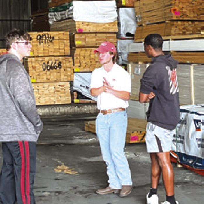 Job Shadow Event Shows LG Students the Working World