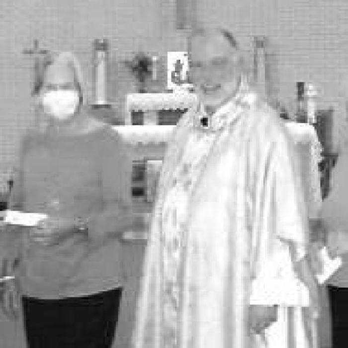 Hostyn KJZT Society Donates to AMEN