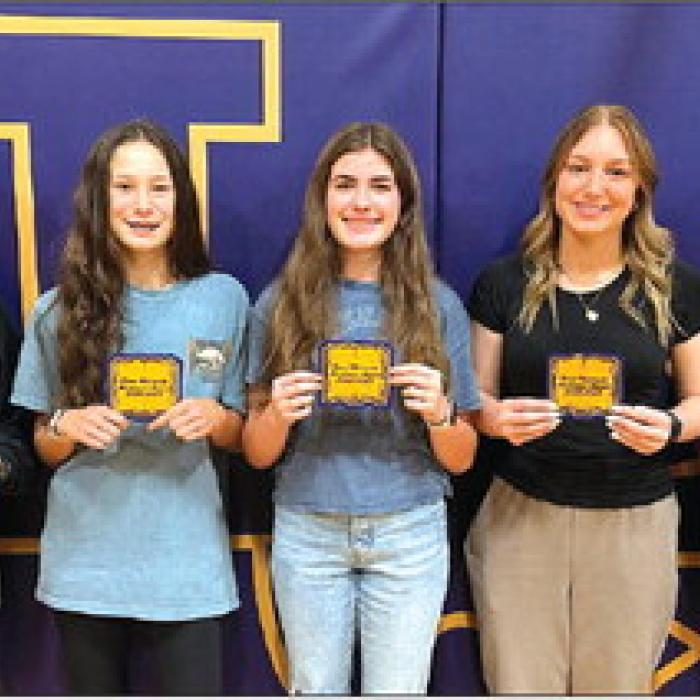 La Grange Students Presented Their Rosa Meinecke Awards