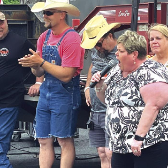 A Tasty Weekend Brings in the Crowds