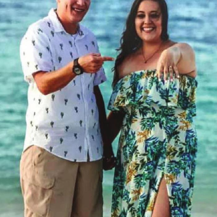 Jones, Lacy To Wed In October