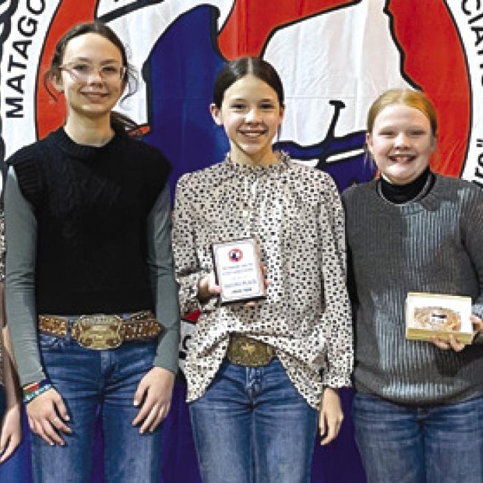 Reserve Champion Junior Team: Julia Melton, Tatum Fritsch, Alexis Berckenhoff, Kaisley Janecka, and Coach Kaci Carrales.