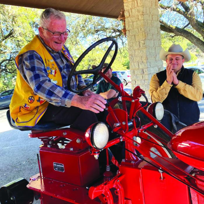 72-Year-Old Family Tractor Brought Back From the Dead