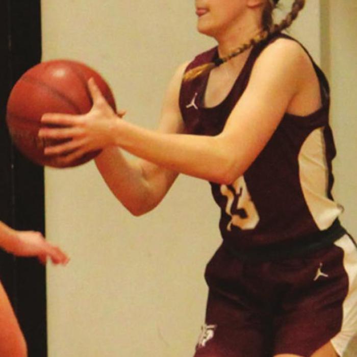 Fayetteville’s Brooklyn Jaeger scored 30 Friday. Photos by Jeff Wick